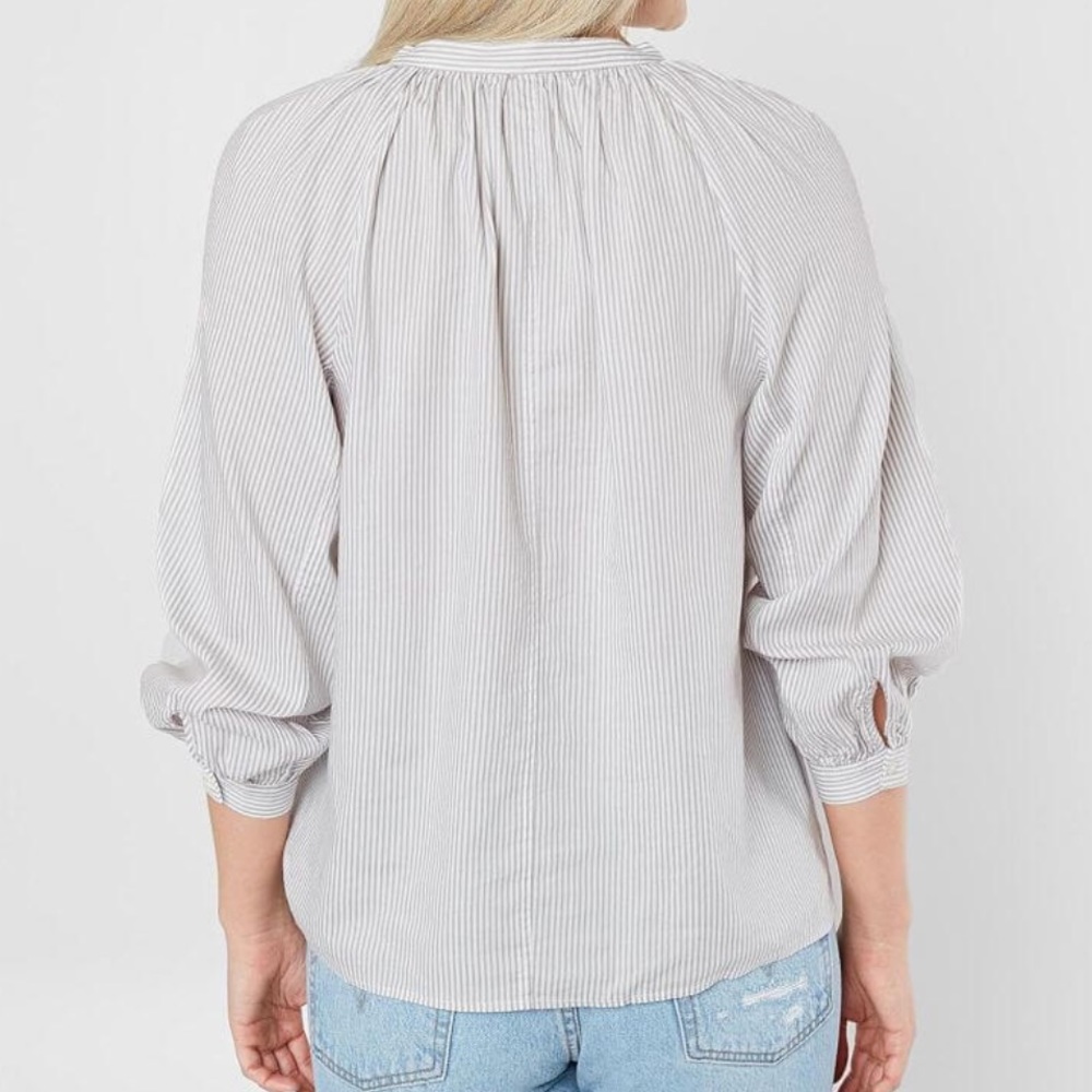 NWT Lucky Brand Striped button up poet blouse - Picture 3 of 4